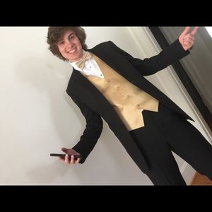 Meet your Posher, Gavin